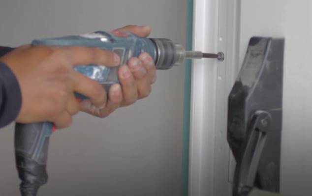 Herrajes y accesorios